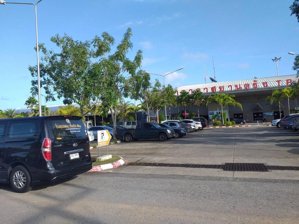 The Centris Hotel Phatthalung Bagian luar foto